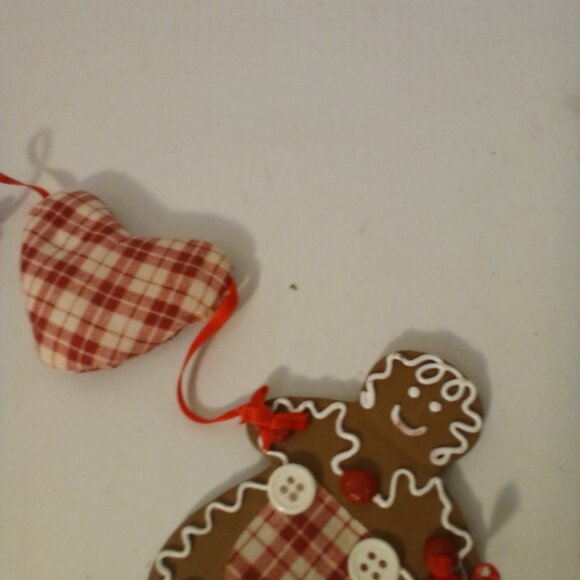 House Of Lloyd Gingerhearts Garland Christmas Around The World 1996 - Picture 9 of 12